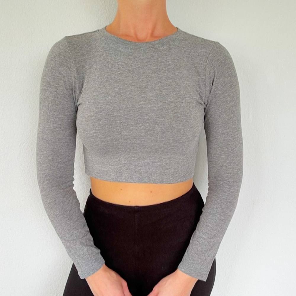 Fashion Nova gray long sleeve bodycon stretch crop top size medium